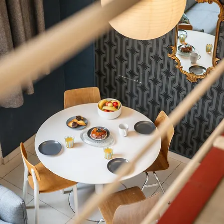 Nice-duplex-plage-parking-cimatisation Apartman *