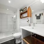 Apartment Nice-duplex-plage-parking-cimatisation Nizza