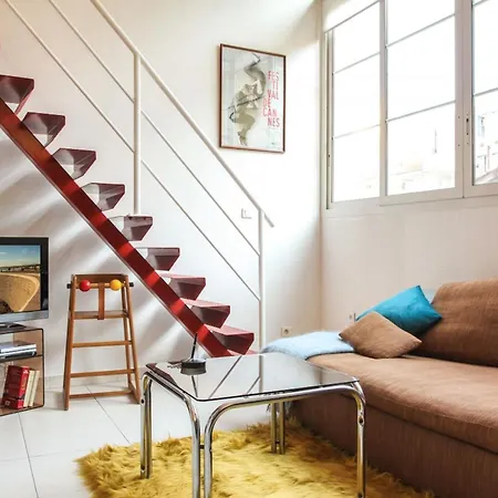 France 841 - Duplex Near Sea Wparking Апартаменты *