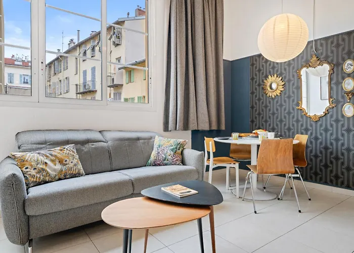 Nice-Duplex-Plage-Parking-Cimatisation 아파트 *