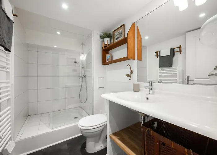 Appartamento Nice-duplex-plage-parking-cimatisation Nizza